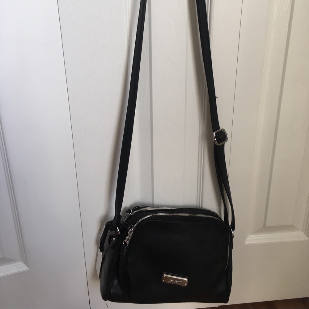 Jones new york black crossbody bag.